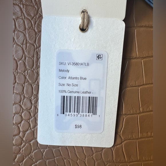 HOBO Womens Melody Genuine Leather Crossbody And Wristlet Bag Atlantis Blue NWT - Picture 7 of 7